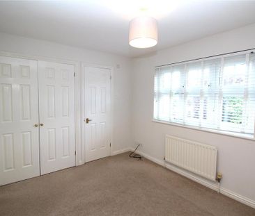 3 bedroom end of terrace house to rent - Photo 4