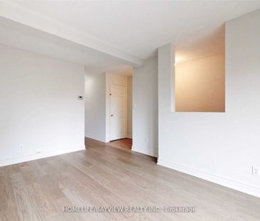 For Lease - 109 Wiiliam Curtis Circle, Newmarket, Ontario - Photo 3