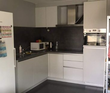 Appartement te huur in Eeklo voor € 800 met 2 slaapkamers - Photo 3