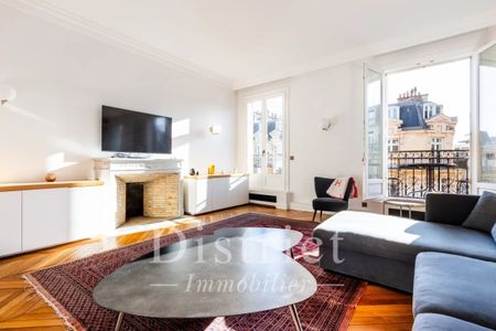 Appartement à louer à Paris 8Ème - Photo 2