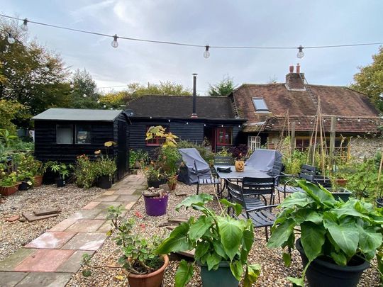 2 bedroom semi-detached house to rent - Photo 1
