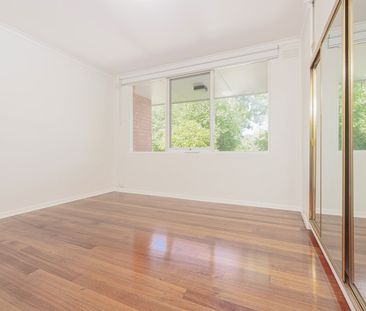 13/82 Victoria Crescent, Mont Albert VIC 3127 - Photo 5