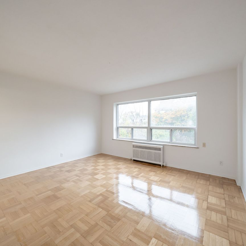 For Lease - 156 Kingston Road Unit# 208, Toronto, Ontario - Photo 1