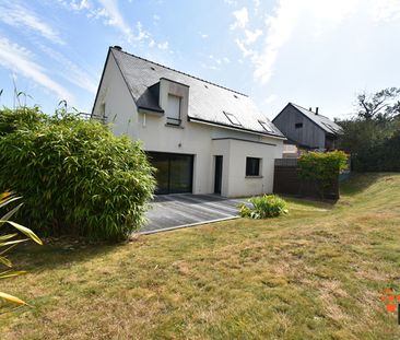 Location Maison 8 pièces 130m² - Photo 4