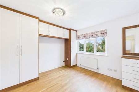 4 bedroom detached house to rent - Photo 5