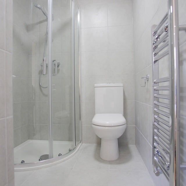 5 Bed Flat, Hoyle Road, SW17 - Photo 1
