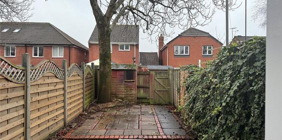 2 bedroom terraced house to rent - Photo 3