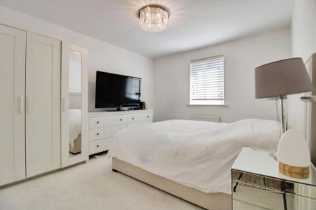2 bedroom maisonette to rent - Photo 5
