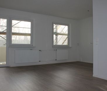 Ein Wohntraum! 5-Raum-Wohnung in einem umfangreich sanierten Wohnhaus - Photo 2