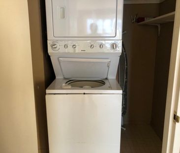 Edmonton Unfurnished Condo Rental in Royal Gardens - Quiet Two Bedr... - Photo 6