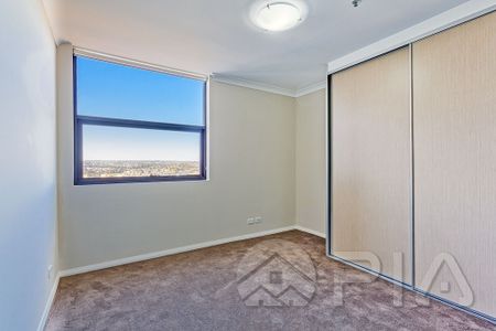 Feature Studio Apartment, Unrivalled Location, Superior Modern Specs!!! - Photo 2