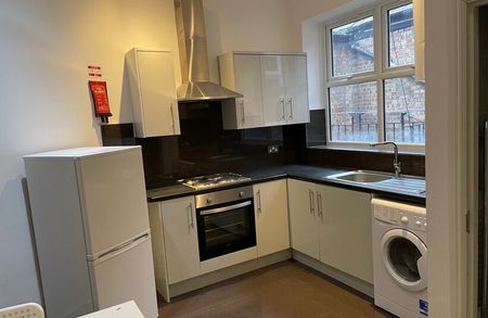 Streatham Hill, London, SW2 4RU - Photo 4