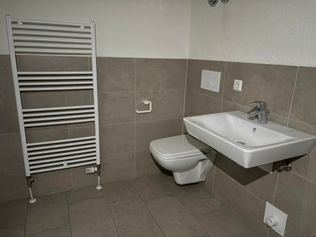 AB 01.03.2026: Neuwertige 1-Zi.-Wohnung in zentraler Lage! - Photo 4