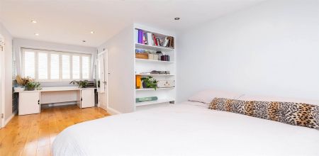 Jamestown Road, Camden, NW1 flat to rent - Photo 3