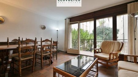 Apartamento de alquiler en Joan Pericot I García, Calella de Palafrugell - Photo 2