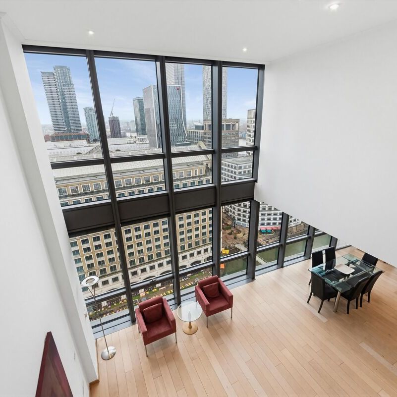 3 bedroom apartment to rent in West India Quay, E14 - Photo 1