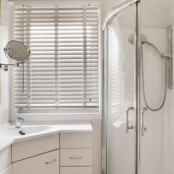 9 month rental-3 bedrooms with double garage - Photo 1