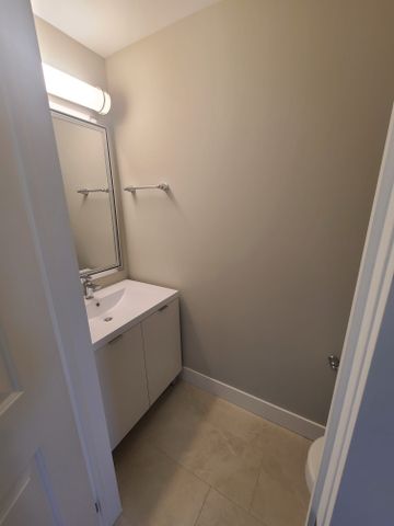 For Lease - 177 Edgevalley Road Unit# 160, London East, Ontario - Photo 3