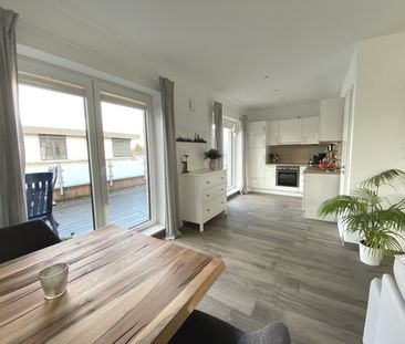 Moderne 2 Zimmerwohnung mit schöner Dachterrasse im Quickborner "Bl... - Photo 1