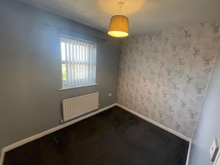 4 bedroom detached house to rent - Photo 4