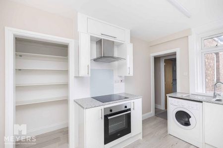 2 bedroom apartment to rent - Photo 3