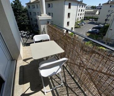 Grand studio meublé avec balcon et parking au coeur de Chantilly - Photo 1