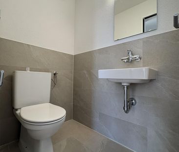 Helle 5.5 Zimmer-Attikawohnung mit Traumterrasse zu vermieten! - Photo 3