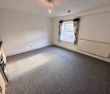 1 Bedroom Apartment Available Arranging tenancy - Photo 1