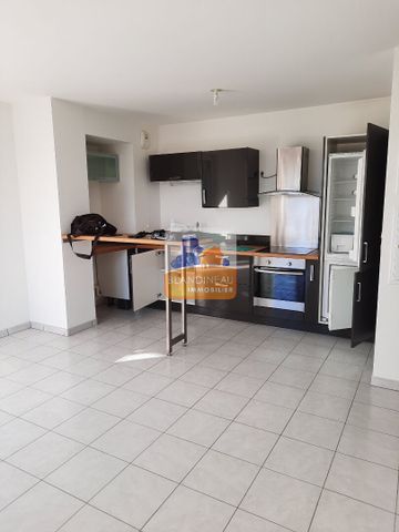 Location Appartement 2 pièces 42m² - Photo 2