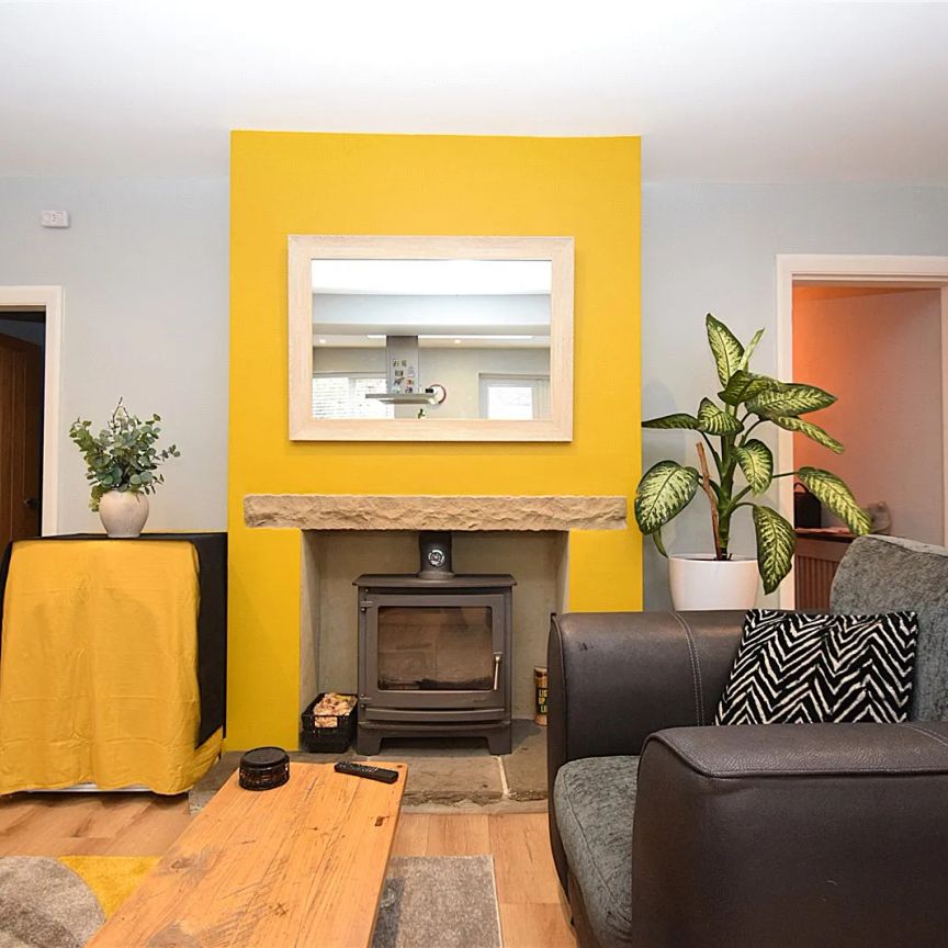 3 bed terraced house to rent in Tollergate, Scarborough, North Yorkshire, YO11 - Photo 1