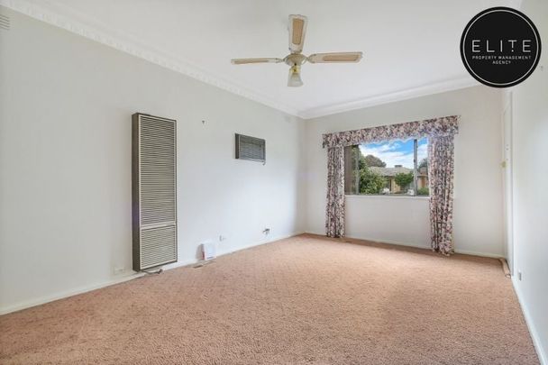 987 Wingara Street, North Albury - Photo 1