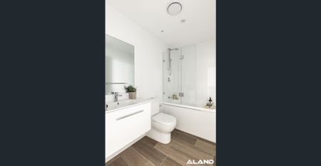 Elegant & Modern Two Bedroom Apartment in Central Liverpool - Photo 4