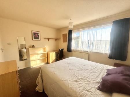 Beecroft Close, Canterbury - Photo 4