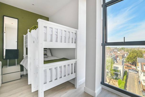 2 bedroom flat to rent - Photo 1