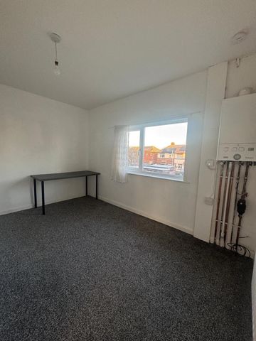 Warren Road, Hartlepool - Photo 2