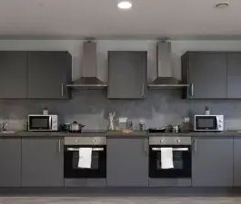 1 bedroom private hall to rent - Photo 3