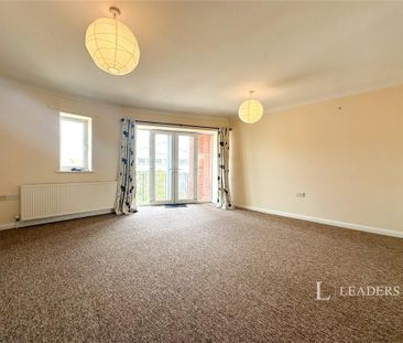 2 bedroom flat to rent - Photo 4