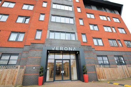 1 bedroom apartment to rent - Photo 2