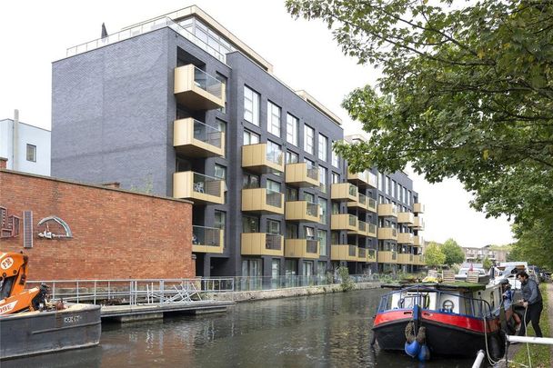 2 bedroom penthouse to rent - Photo 1