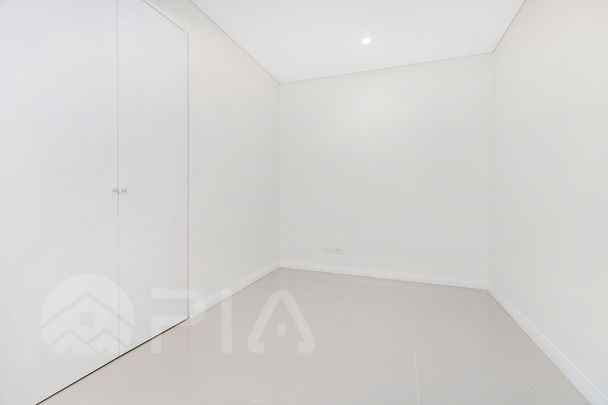 1 bedroom plus Study Apartment For lease! - Photo 1