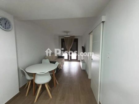 Piso en alquiler en Centro - Photo 4