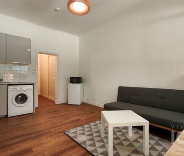 Location Appartement 1 pièce 23m² - Photo 3