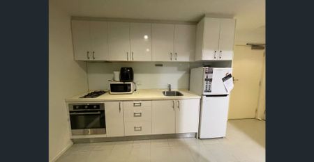 Fantastic Apartment Close to Caulfield Monash Uni - Photo 2