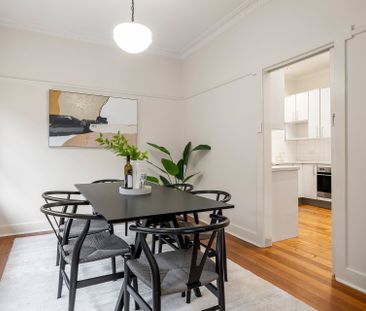 Immaculately Presented 3 Bedroom Family Home! - Photo 2