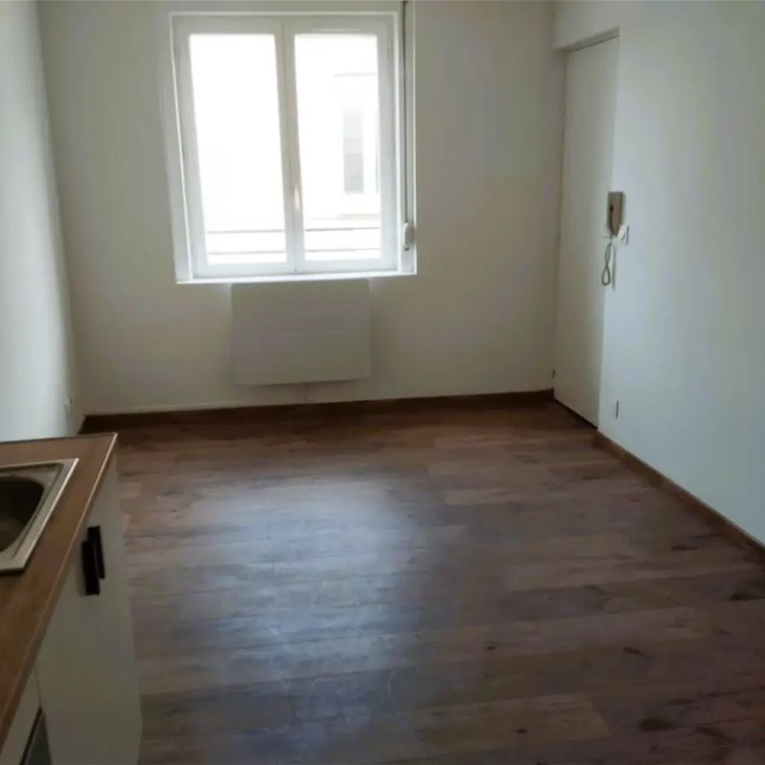 Location appartement 1 pièce - 18.35m² à Hazebrouck (59190) - Photo 1