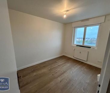 Location Appartement 4 pièces VILLEFRANCHE SUR SAONE 69400 - Photo 4