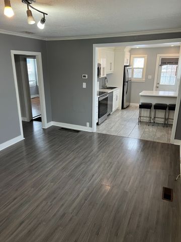 For Lease - 415 Welland Avenue, St. Catharines, Ontario - Photo 2