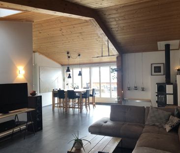 Dachwohnung mit Terrasse & Wintergarten - Photo 2