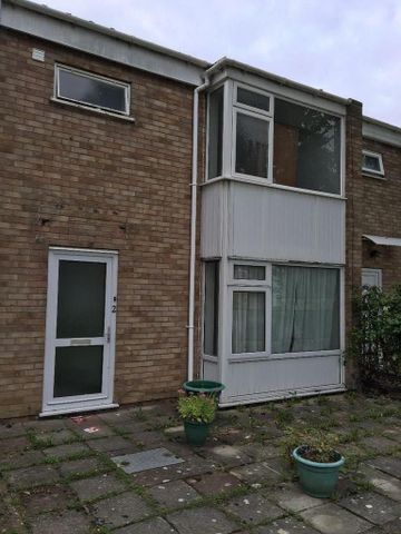 3 bedroom terraced house to rent - Photo 4