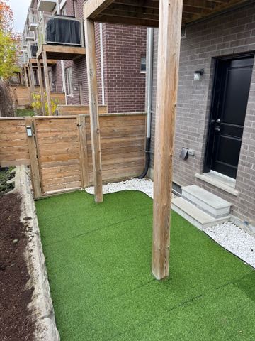 For Lease - 44 Juneau Street, Vaughan, Ontario - Photo 3